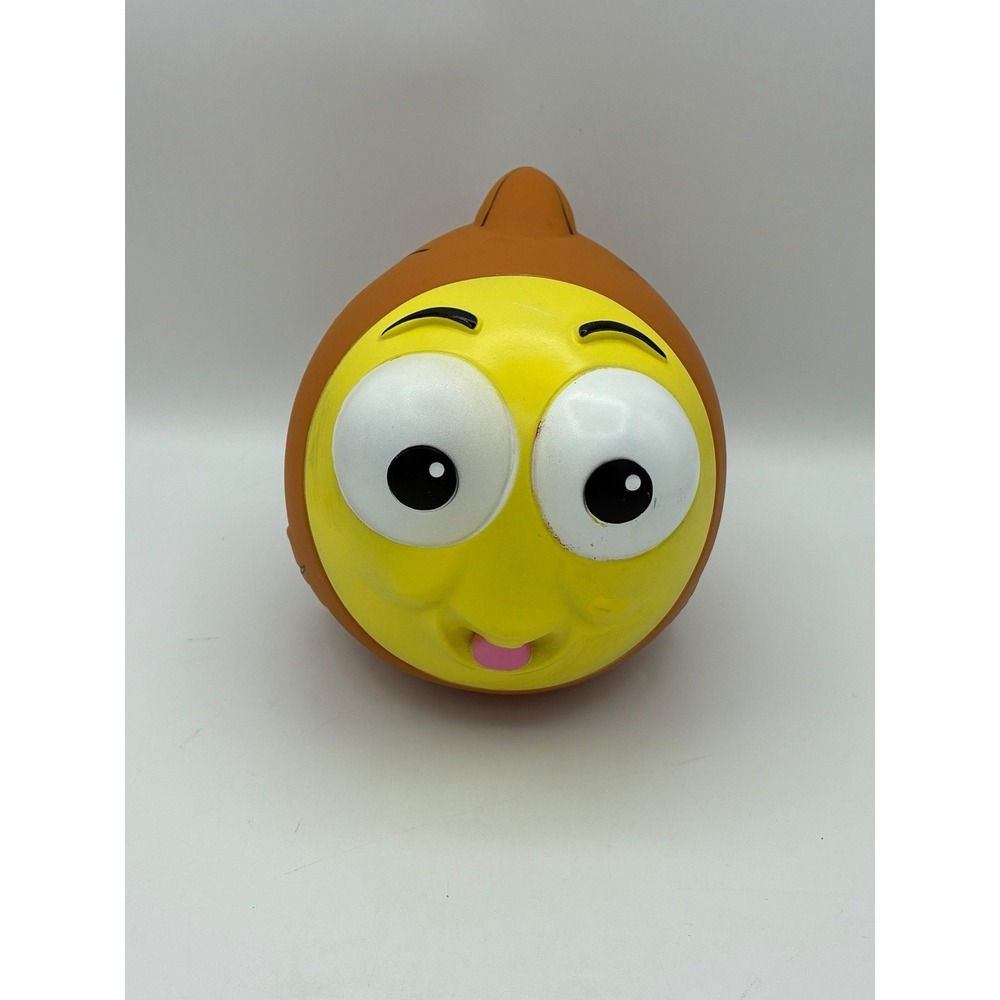 Goldfish Swim School Fish Bath Pool Toy SmileMakers Floating Toy